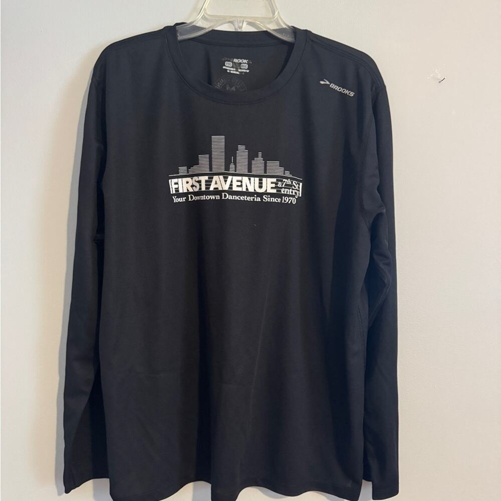 Brooks Black Long Sleeve Men's Shirt- Large